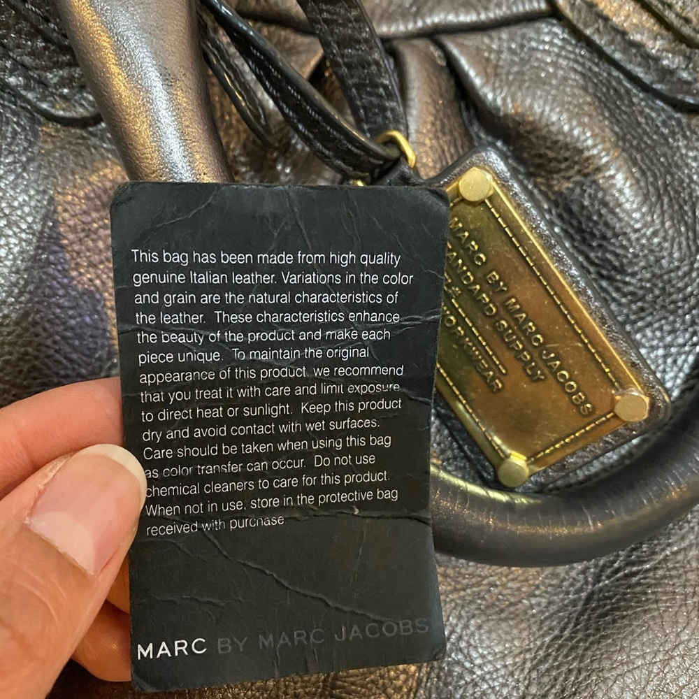 Marc by Marc Jacobs leather metallic handbag - Picture 5 of 8